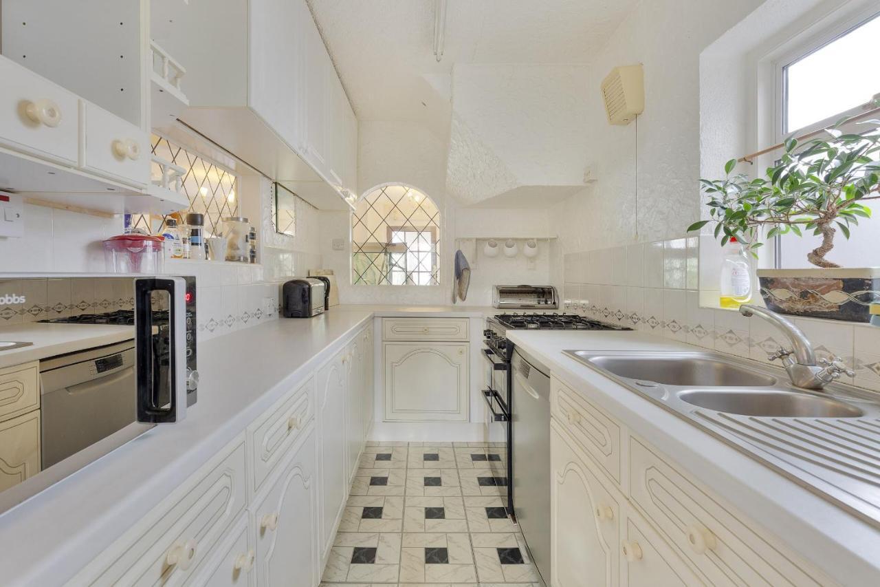 Apartament Goshawk Gardens Hayes  Zewnętrze zdjęcie